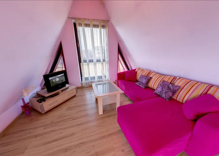 Mango Apartman Maniowy